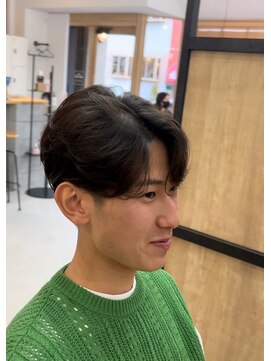 エッジ(EDGE) 毛流れニュアンスセンターパートショートレイヤー刈り上げ