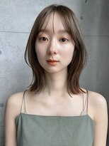 アンガーデン(Une GARDEN)&nbsp;ミディアムヘア暗めカラー大人かわいいレイヤーカット前髪カット