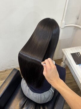 キーバイイオエ(kiy. by ioe) ダークアッシュ/似合わせカット/ミディアムレイヤーカット