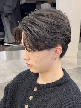 フィフス 仙台(fifth) 仙台フェザーパーマセンターパートフェザーショート毛流れメンズ