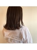 大人ナチュラルなアッシュグレージュ