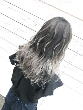 マテリアル(material) ホワイトバレイヤージュ