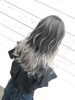 マテリアル(material) ホワイトバレイヤージュ