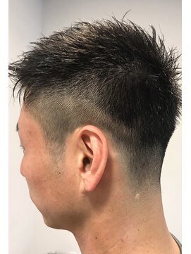 ヘアーアンドアート ルミナ(HAIR&ART LUMINA) 骨格補正外人風フェードショート