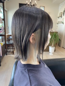 ヘア メイク ヴァーブ(hair make Verve) ホワイトベージュインナーカラーボブ
