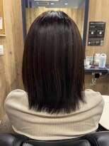 カミケンパセオ(kamiken.paseo)&nbsp;大人かわいい外ハネ美髪ミディアム【カミケンパセオ】