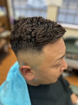 カットハウス コヤマ 濡れパンフェード