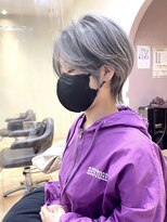 フェリーチェ(felice)&nbsp;ホワイトカラーショートウルフ