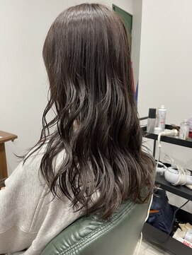 フー バイ セリナ(Fuu.by serina) グレージュカラー