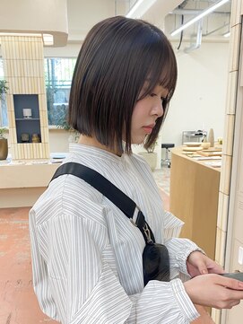 パークレーン アイス イヴェン(park lane ICI yeven) 切りっぱなしボブ　外ハネボブ　顔まわりカット　前下がりボブre