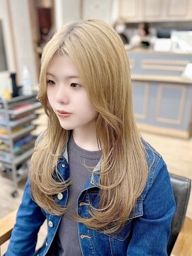 ネオリーブ クーロ(Neolive curro) 韓国前髪顔周り×美髪レイヤー[横浜/縮毛矯正/前髪縮毛矯正]