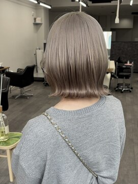 コード 四条河原町駅店(CHORD) ホワイトベージュ/京都三条河原町/