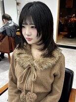 ネオリーブ クーロ(Neolive curro)&nbsp;小顔効果レイヤーミディアム