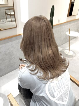 レンジヘアー(lange hair) ミルクティーベージュ【鈴鹿/四日市/ブリーチなし/ストレート】