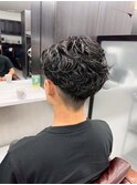 刈り上げ　無造作パーマ