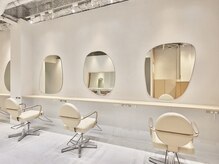 フィーカ(fika)の雰囲気（自然光が入る柔らかな空間♪[明石/明石駅/西明石/髪質改善］）