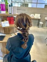 フォルテステラ(FORTE STELLA)&nbsp;お呼ばれヘアに！ふわふわあみおろし