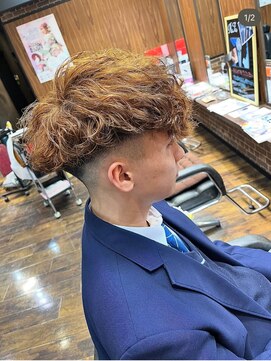 シャラク 羽広店(sharaku) メンズパーマ
