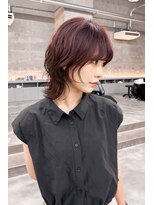 シカ(sica)&nbsp;顔まわりのレイヤーをいかしたレイヤーボブ