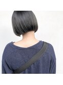 切りっぱなしボブ×グレーブラック