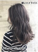 アッシュグレージュ×細目ハイライトでかっこいい大人の透明感☆