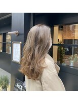 ロール(ROLE) コテ巻き風パーマ パールグレージュ