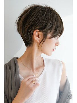 カライングドゥ(ing deux) 大人可愛い20代30代40代小顔ウルフレイヤーボブ丸みショートボブ