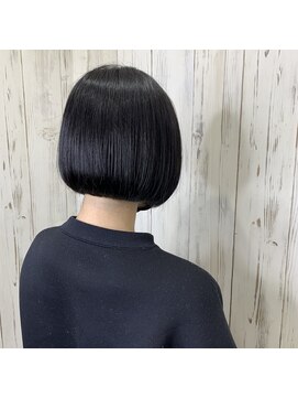 アンダーバーホワイト 南海難波店(_WHITE) ブルーブラック