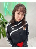 【早瀬忍】ロングウェーブパーマ