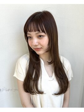 エテバイリリア(ete by LILIA.) 顔周りレイヤースタイル