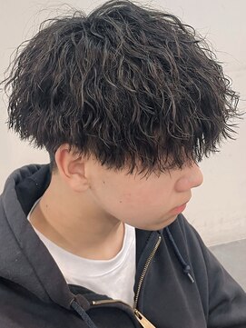 バース バイ ハピネス(BIRTH by happiness) 奈良men's長め強め縦落ちツイストスパイラルパーマ