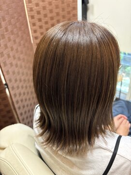 ナゴミ(NAGOMI) 切りっぱなしボブ