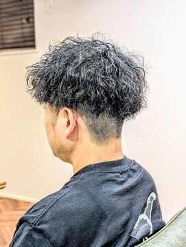 ウィスカーヘアー(whisker hair) ツイストスパイラル