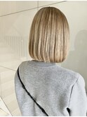 ミルクティーベージュ