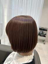 ルナ ピエナ(Luna piena) 30代40代50代外ハネミディアムレイヤー髪質改善酸性ストレート