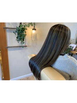 【丁寧なカウンセリングのうえ、髪質改善】あなたの髪のお悩みを解決に導くお手伝いをします◎