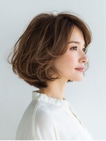 ビフィーノ リルネ(Bifino Rilune)&nbsp;大人可愛い眉上パーマボブ