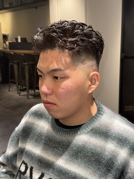 フリークバーバーショップ 烏丸御池店(FREAK BARBER SHOP) 海外ヘア/スパイキーショート/フェード/ボウズ/烏丸御池K