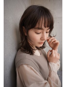 テテコケット(tete coquette) 『真通知弘』ゆるふわカールのナチュラルミディアムスタイル。