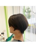 ショートボブ