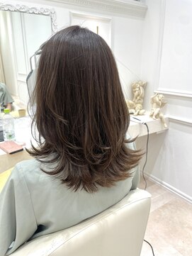 フェリーアヴェダハルミ(FEERIE AVEDA HARUMI) くびれミディ