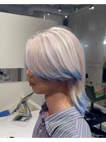 モニカ(MONIQA)&nbsp;ホワイト×ブルー