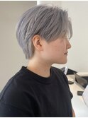 福井駅前ホワイトシルバーブリーチダブルカラーショート学生