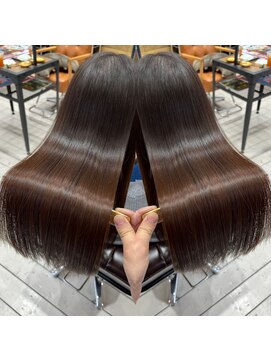 パドトロワ(Pas de trois) 髪質改善トリートメント【グラメント】新潟一番の艶髪