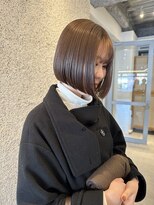 スリー ナカノシマ(three. Nakanoshima)&nbsp;【three.中之島】首が綺麗に見えるボブ