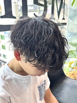 スタッド 松戸(stud. Men‘s) 波巻きパーマ/波巻きスパイラル/マッシュパーマ/無造作ヘア