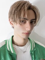 オーシャントーキョー 大阪(OCEAN TOKYO)&nbsp;ハイライトミルクティーベージュツーブロックメンズマッシュ