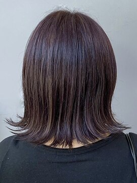 グレープバイン 港南台(GRAPEVINES) パープルブラウン切っぱなし外ハネボブ