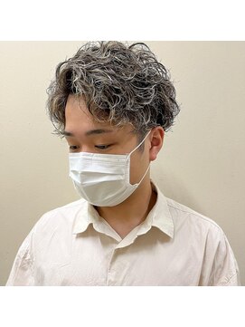 エストアール フクオカ 福岡博多店(est-r. Fukuoka) ハイライト×スパイラルパーマ