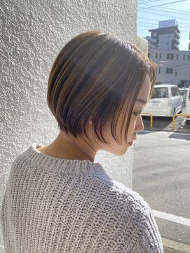 ロエ 平尾山荘(loe) 【脱白髪染めハイライト】×ショートの黄金比率！平尾/高宮/薬院